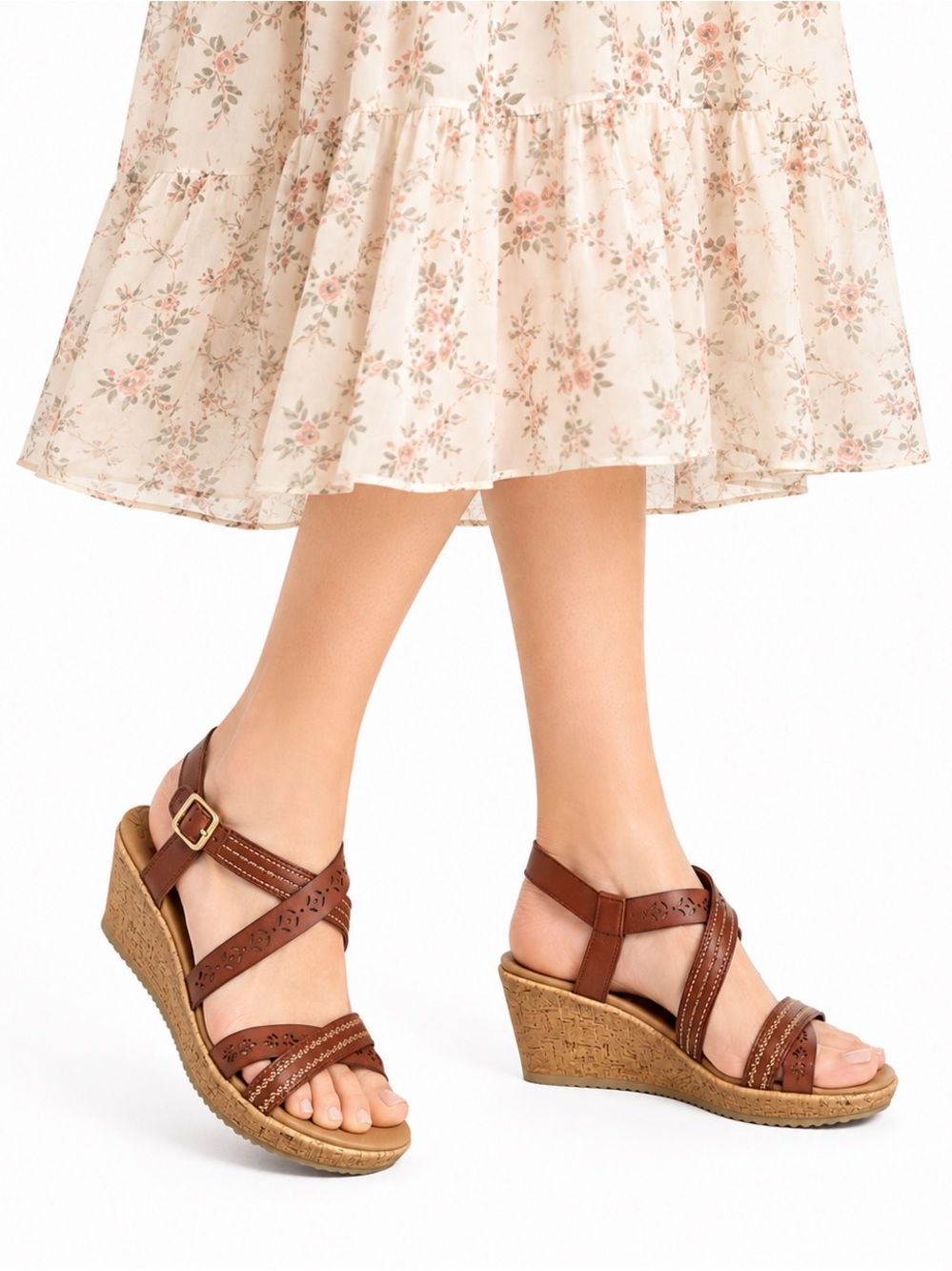 Size 9 Skechers Women’s Beverlee Delicate Glow Luggage Wedge Sandals